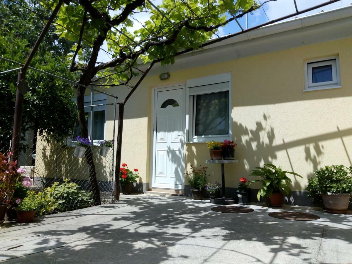 Apartman Lora Budva Exteriör bild