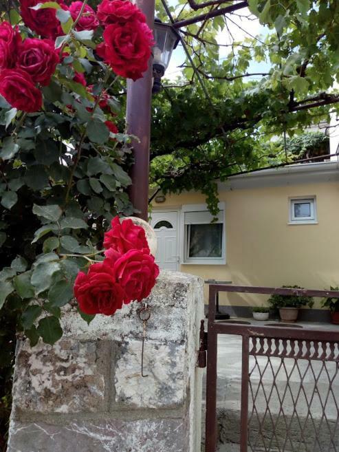 Apartman Lora Budva Exteriör bild